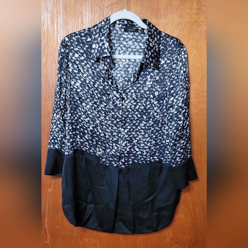 Carlisle Black and White Patterned Blouse 100% Silk Size US 6 (0005)